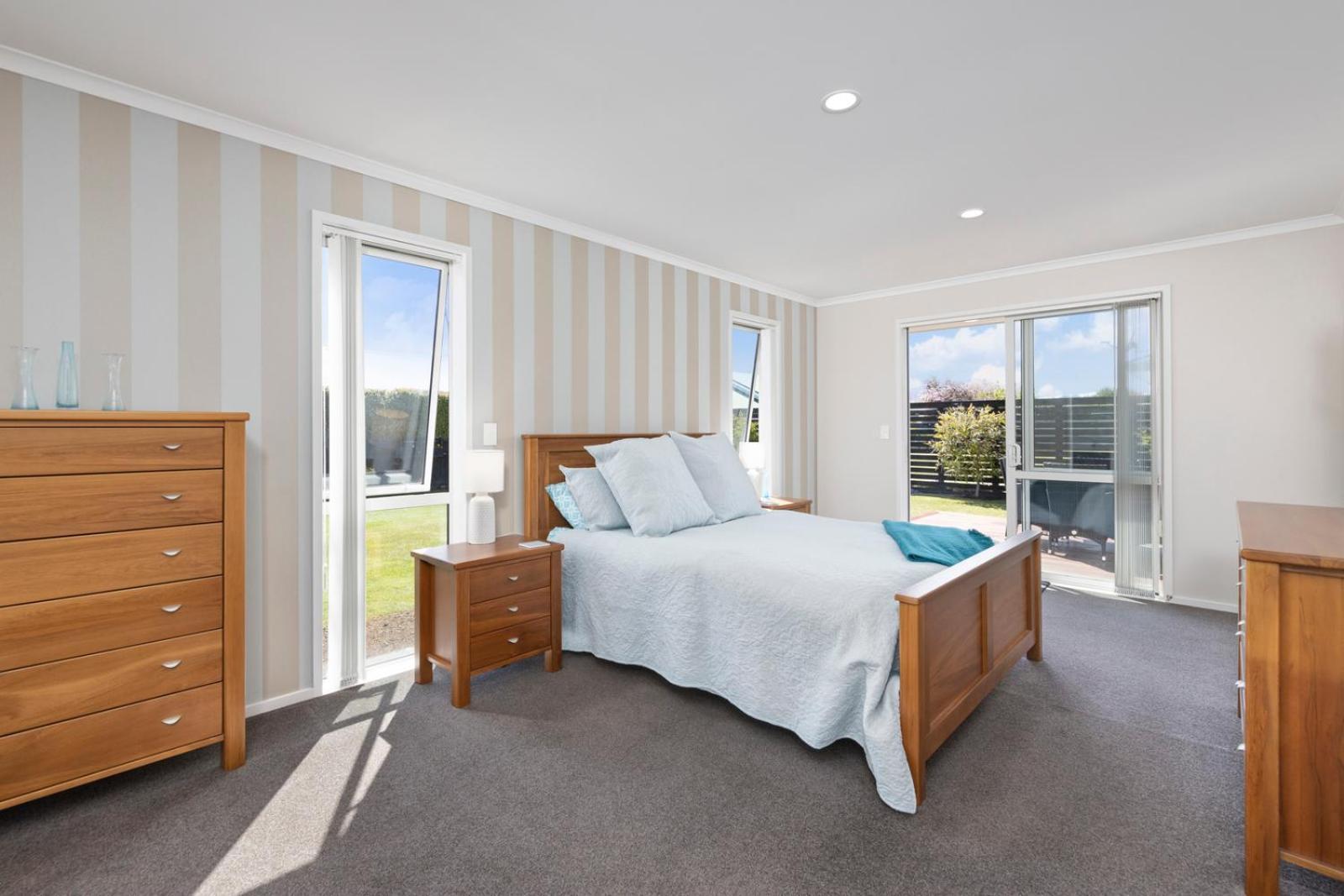 Fabulous In Wharewaka - Wharewaka Holiday Home Taupo Exterior photo